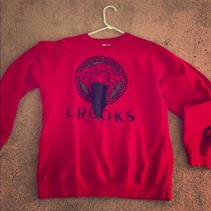 Crooks & castles sweater